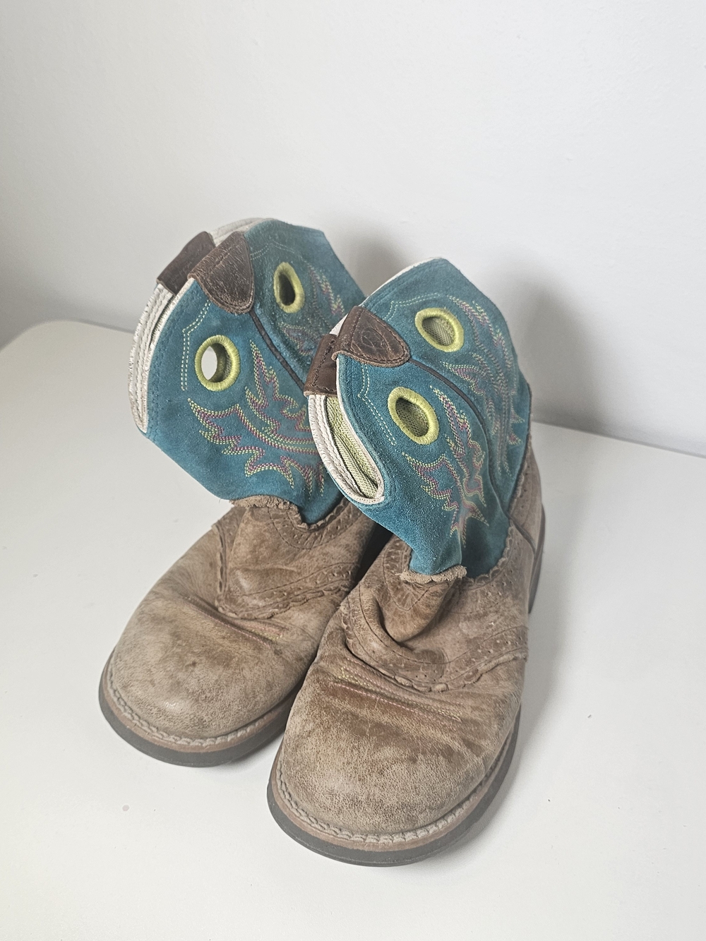 Ariat Kids Teal Western Pull-On Cowboy Boots Size 2